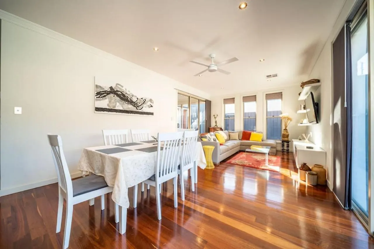 The Arlington West Hindmarsh Villa Adelaide 0*,  Australia